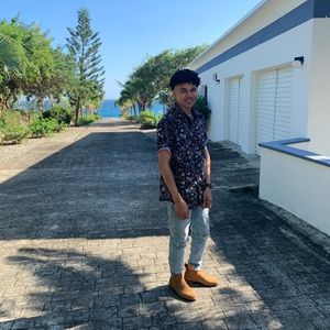 Hi, I'm Brayan, thanks for being here.